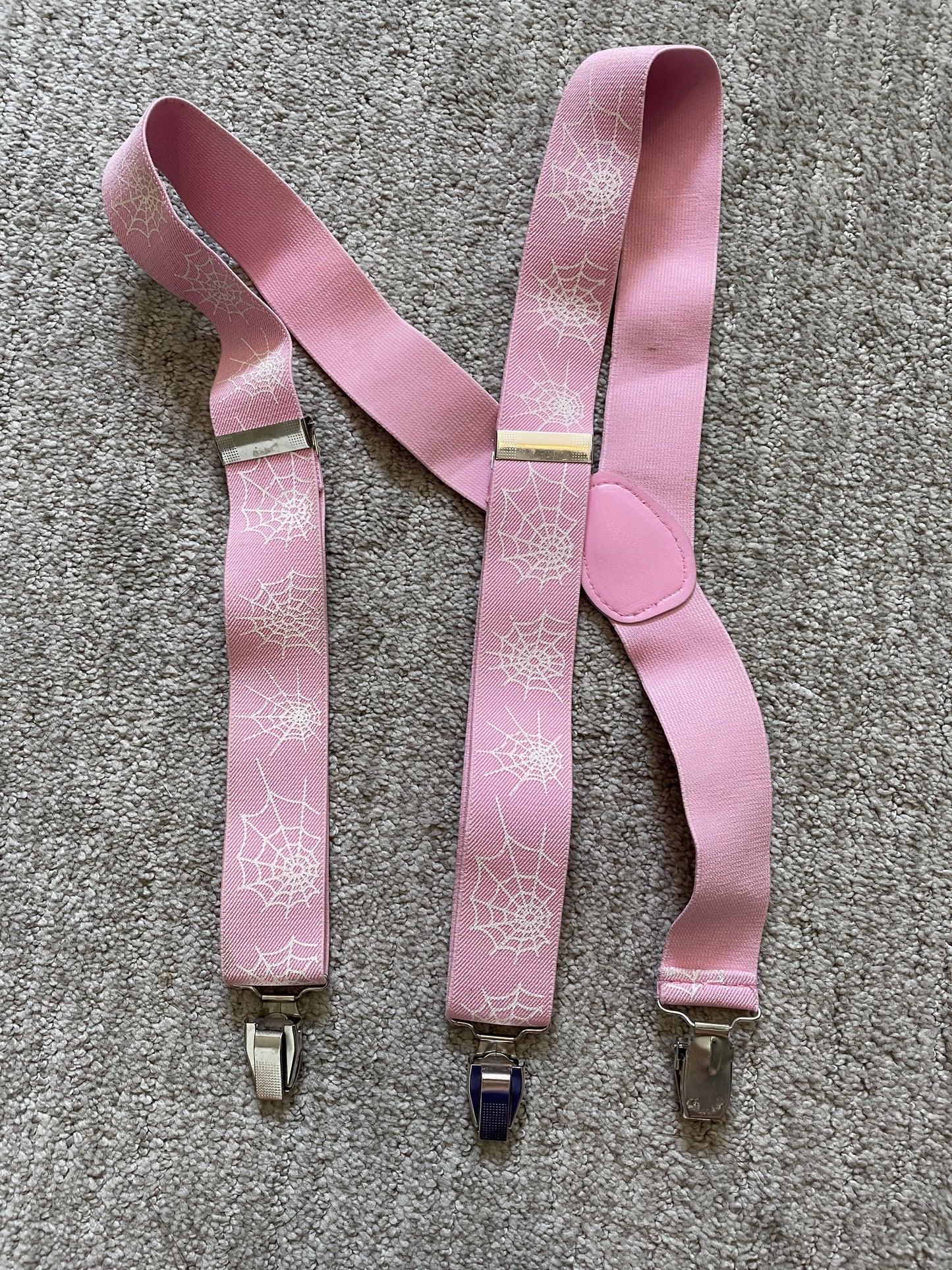Spiderweb suspenders