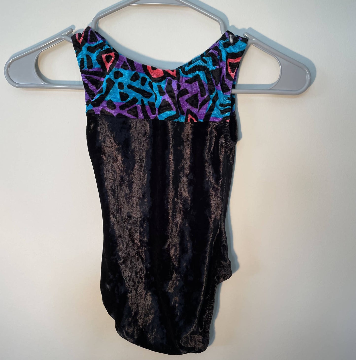 Colorful velvet leopard-print leotard