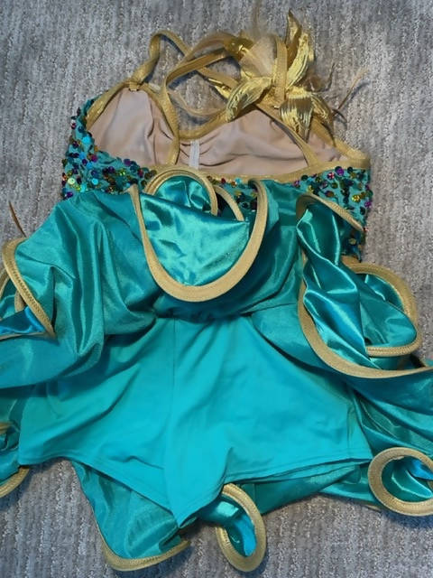 Weissman Teal Waves skirt/shorts set