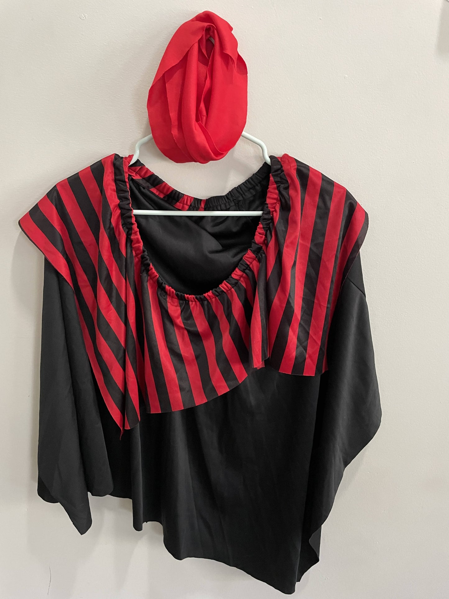 Pirate top and accessories